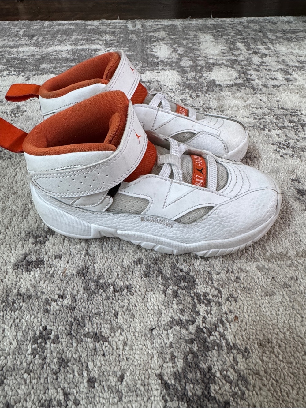 Unisex Toddlers Nike Air Jordan Jumpman Two Trey (TD) White Sneakers